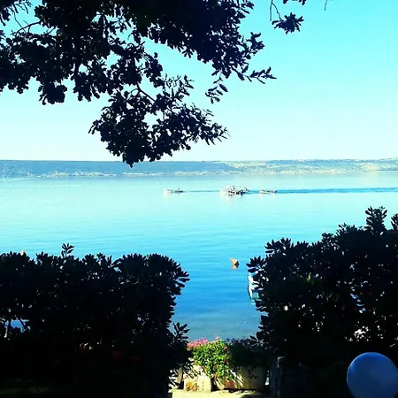 Waterfront In With Sun Shower Apartment Maslenica