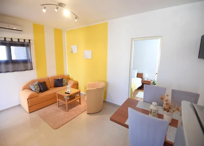In Near The Sea Apartment